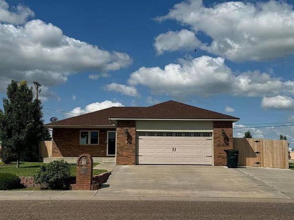 301 Harold Blvd, Liberal, KS 67901