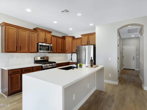 793 W Trellis Road, San Tan Valley, AZ 85140
