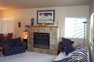 Liv Room Fireplace