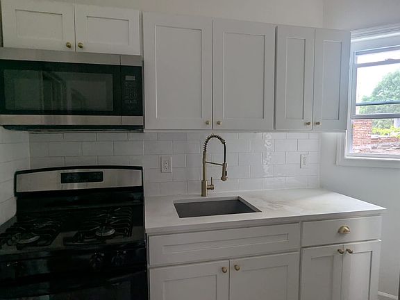 2nd image of 28 Seidler St #6E