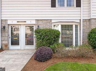 136 Peachtree Memorial Dr NW #6, Atlanta, GA 30309