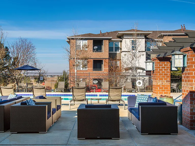 Poolside Lounge