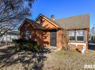 1220 N Cutright St, Chillicothe, IL