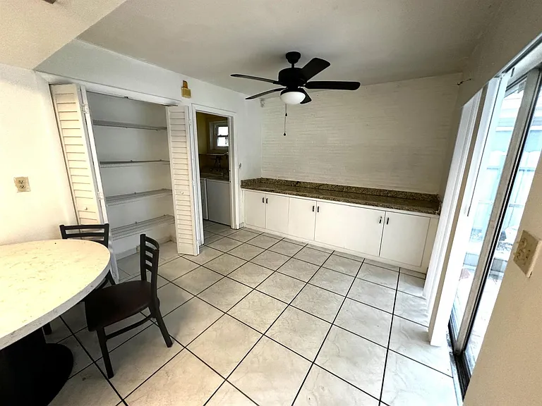 7725 Grandview Blvd — Photo 15