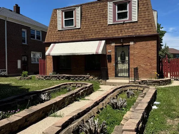 3714 W Capitol DRIVE, Milwaukee, WI 53216