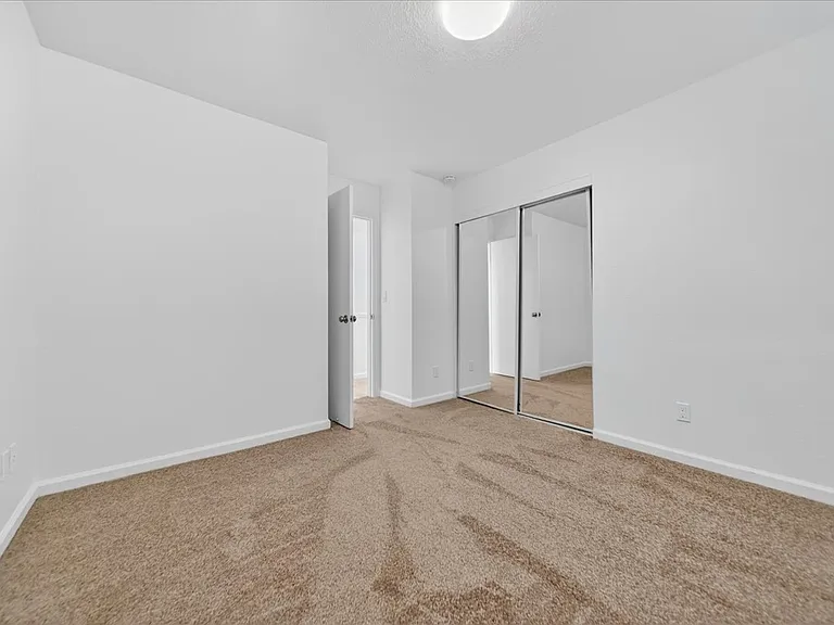 1250 Wilma Dr #A — Photo 15