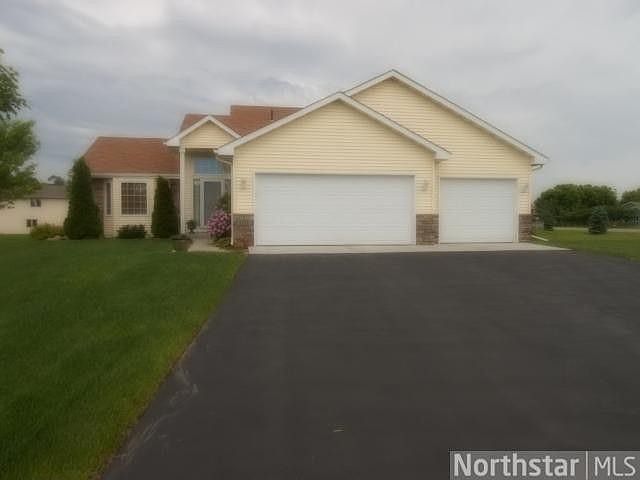 1st image of 1121 Farmers Ln