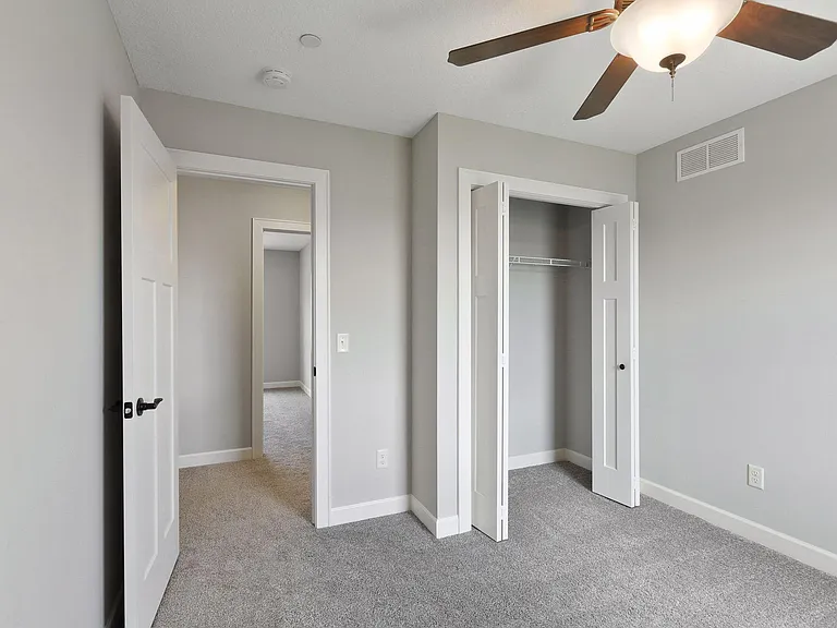 567 Ravencroft Rd — Photo 25