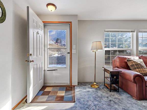 5th image of 142 Mores Creek Rim Rd