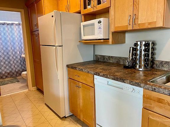3rd image of 603 W Park Ave APT 201