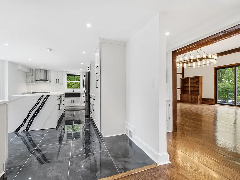 1 Tulip Tree Ln — Photo 22
