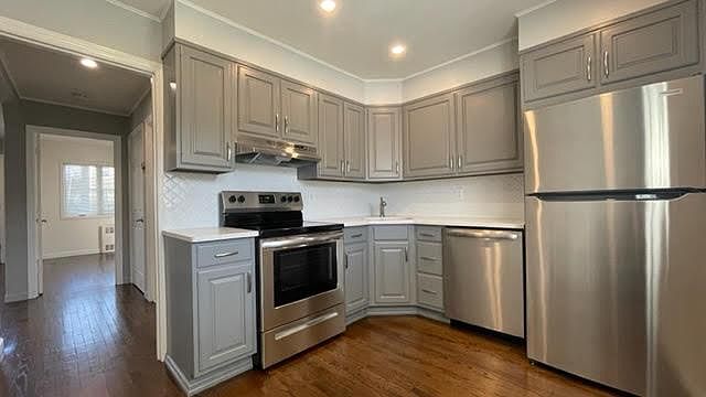 1st image of 131 Cleveland Pl