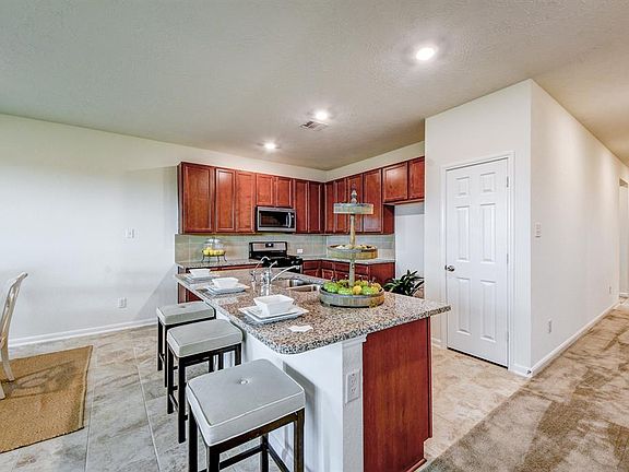 4th image of 6115 Osprey Dr