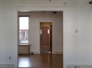 24 Golf Rd, Upper Darby, PA 19082