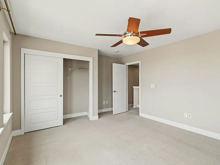 9202 E 53rd Ave — Photo 22