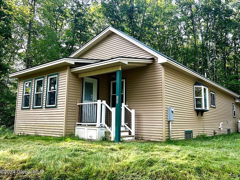 3rd image of 107 Summit Street