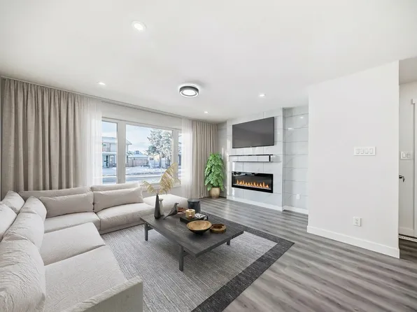 14505 23rd St NW, Edmonton, AB T5Y 1T4