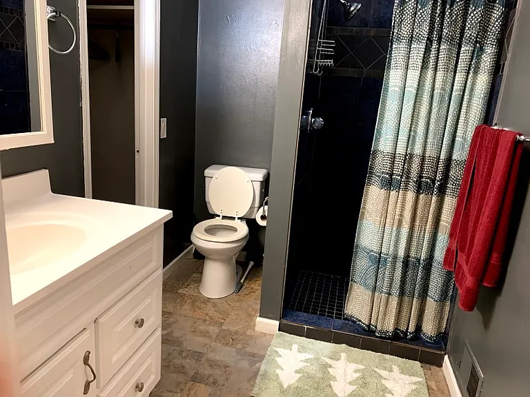 1615 Oklahoma Dr — Photo 4