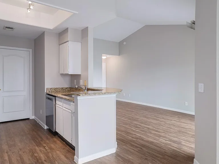 6000 Shepherd Mountain Cv #1711 — Photo 10