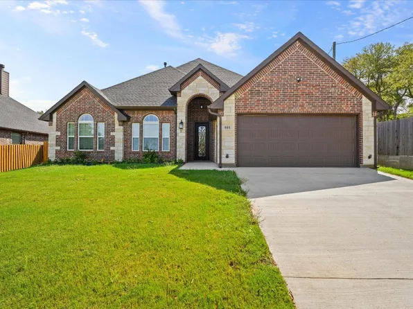 401 Norman Dr, Euless, TX 76040