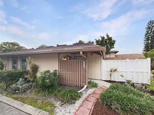 7316 LOS PADRES COURT, TAMPA, FL 33634