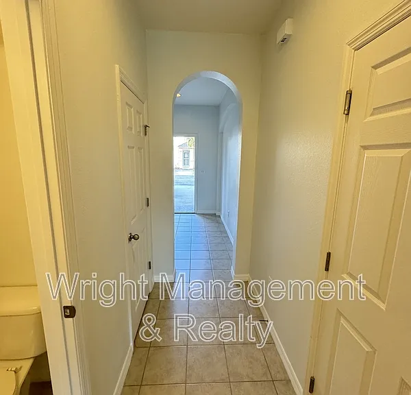 4658 69th Pl N — Photo 6