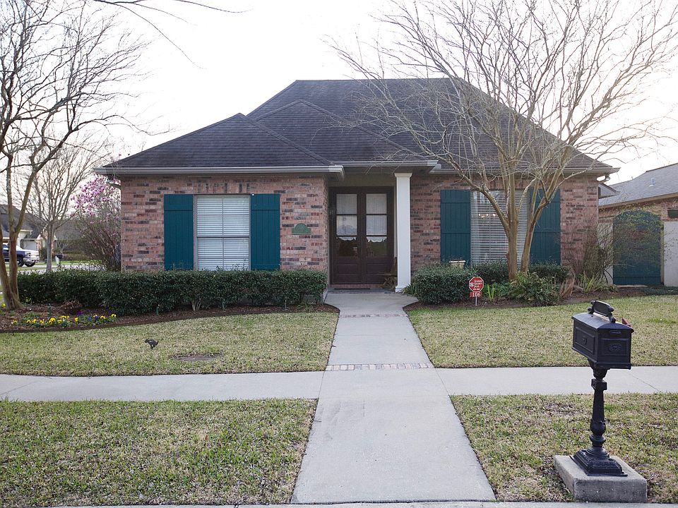 1st image of 106 Briarbend Dr