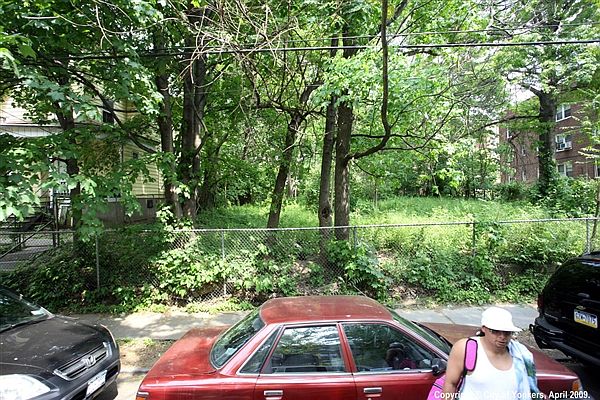2nd image of 110 Ravine Ave