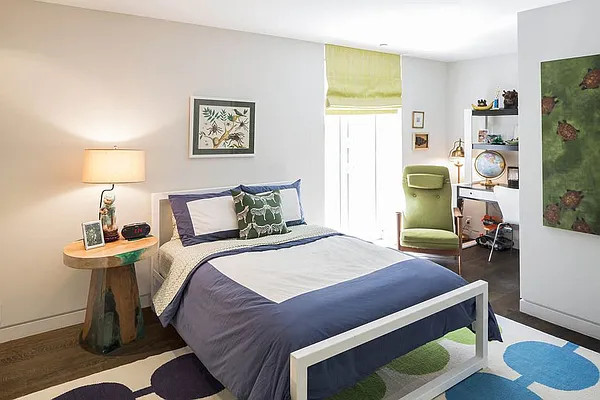 Sold by Stribling | media 14