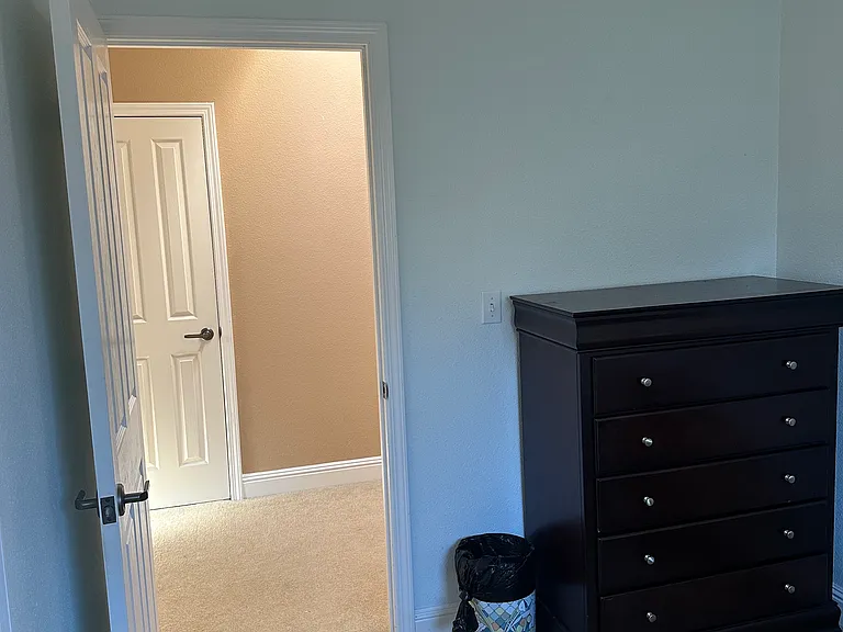 Adelaida Ct — Photo 6