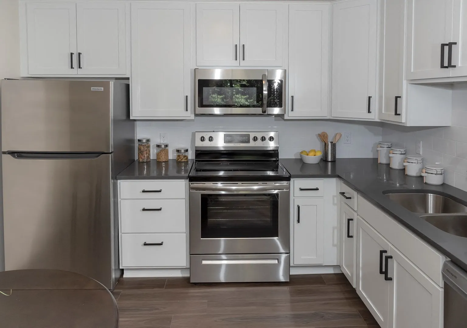 Greystone Heights — Photo 3