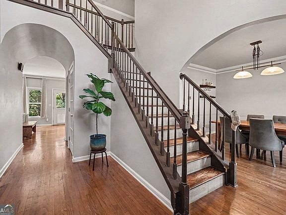 3rd image of 3950 Lorien Way NW