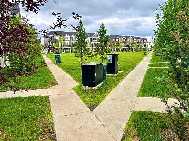 2072 Wonnacott Way SW #30 — Photo 3