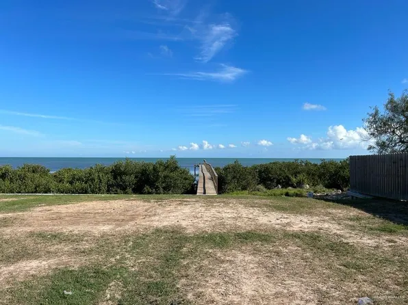 48143 Michigan St, Port Isabel, TX 78578