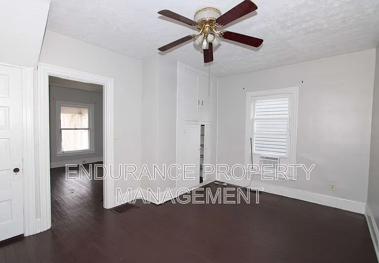 202-204 Harrison St #202 HARRISON AVENUE — Photo 8