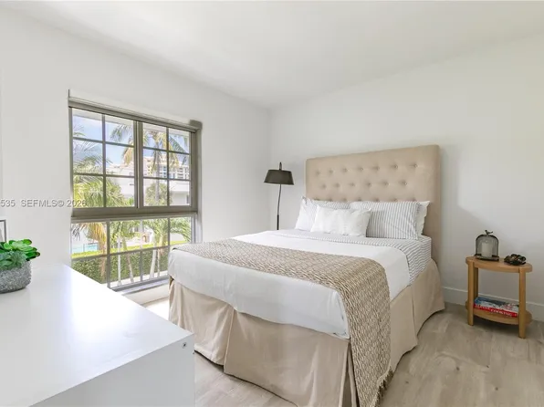 290 Sunrise Dr #3-F, Key Biscayne, FL 33149