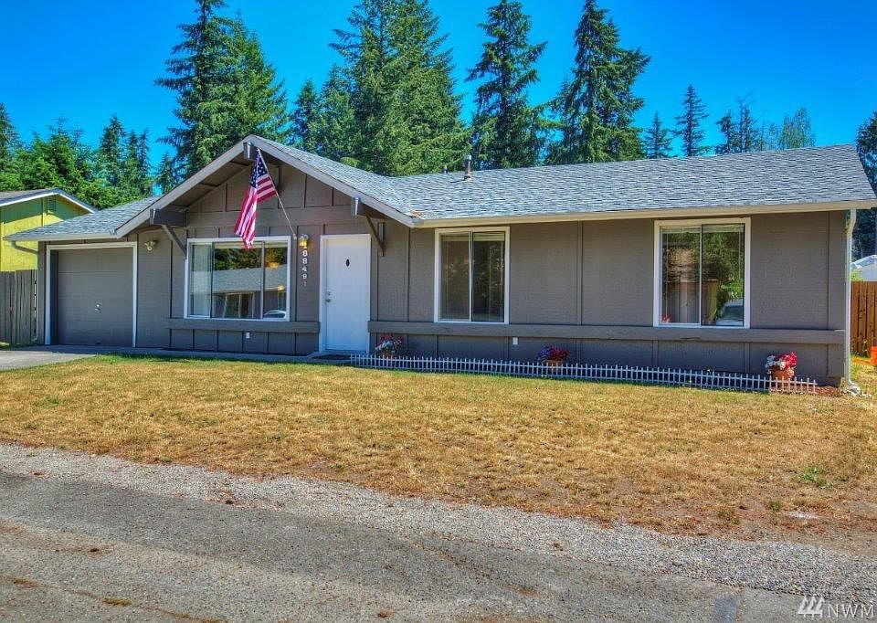 Super clean, updated - ready for immediate move in!