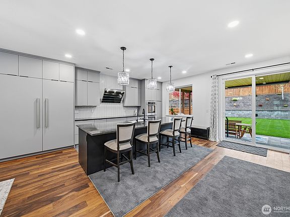 2nd image of 18024 133rd Street E