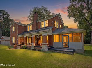 8911 W Commerce St, Hernando, MS 38632
