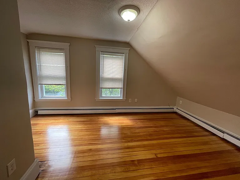 187 Lafayette St #3 — Photo 9