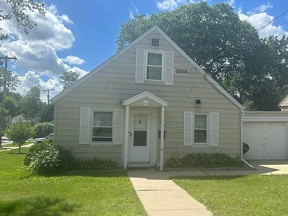 2nd image of 1702 Park St