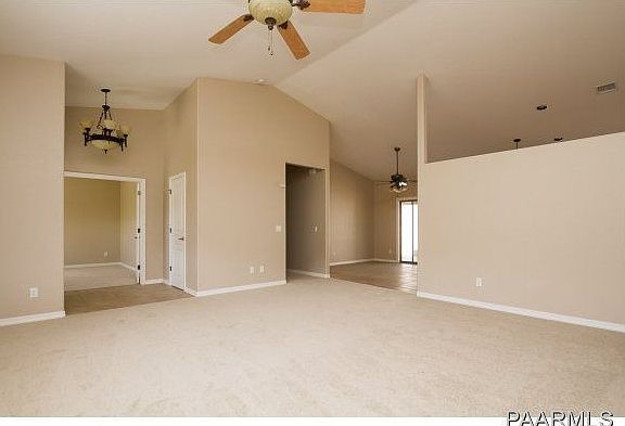 4th image of 2375 Lakewood Dr