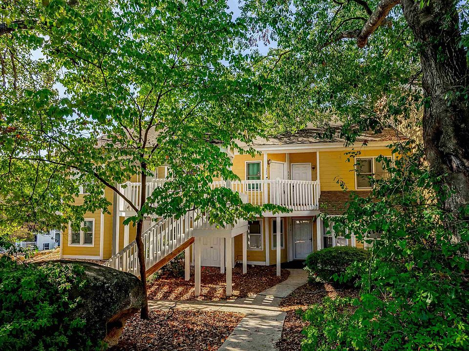 1st image of 1850 Atlantic Dr Unit 222