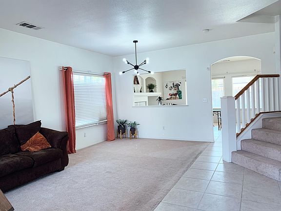 4th image of 617 W Ashland Ave