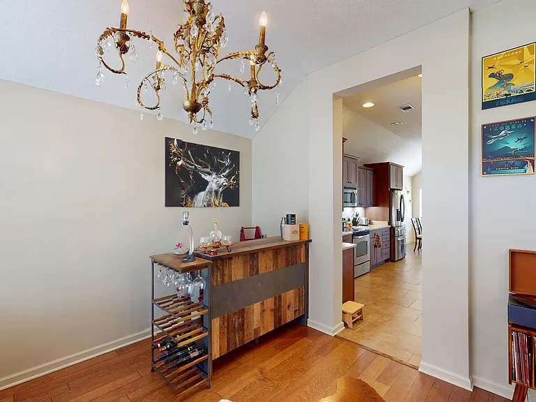 10533 Duncannon Trl — Photo 5