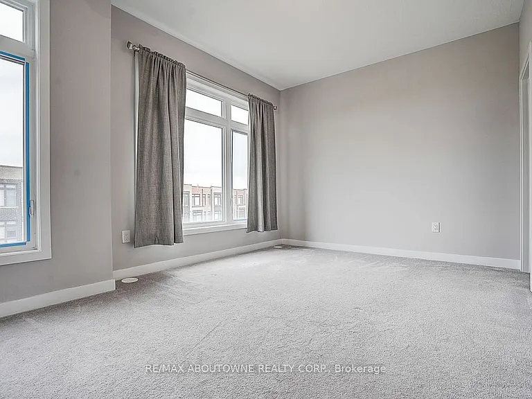 52 Saintfield Dr — Photo 30