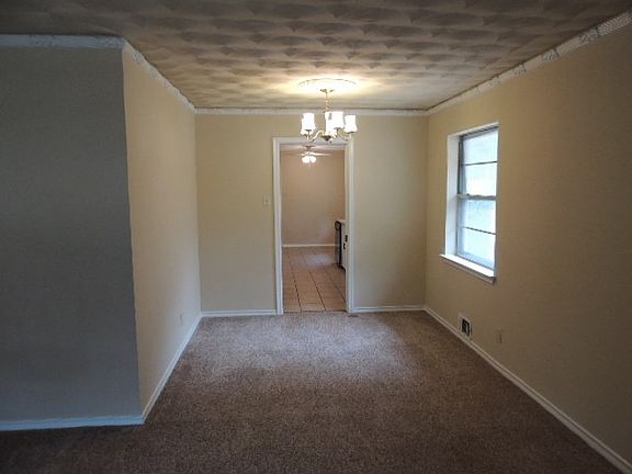 3rd image of 1320 Mayfield Ave