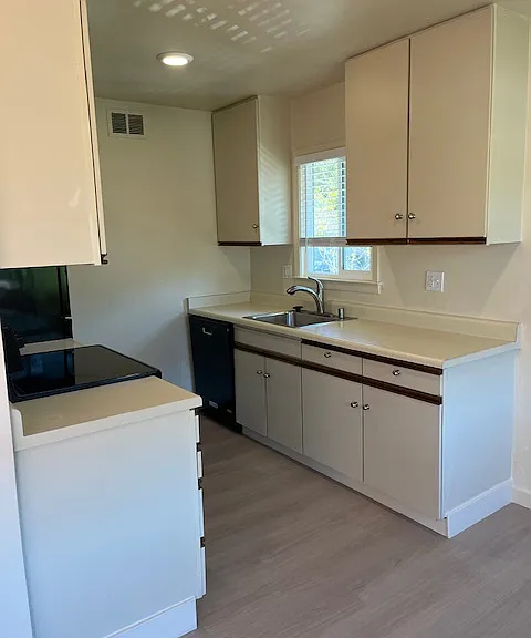 7 Oak Tree Ln #2 — Photo 12