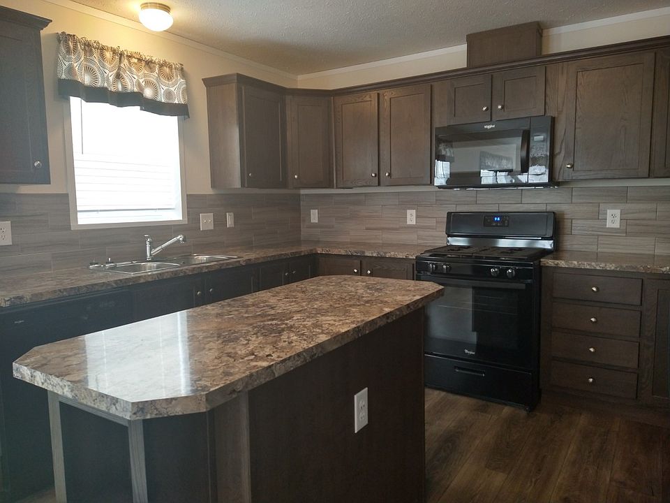 2nd image of 9348 Silver Lake Rd #167