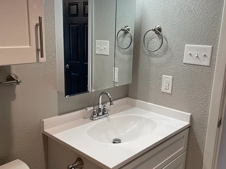 Park Place Apartments — Photo 21